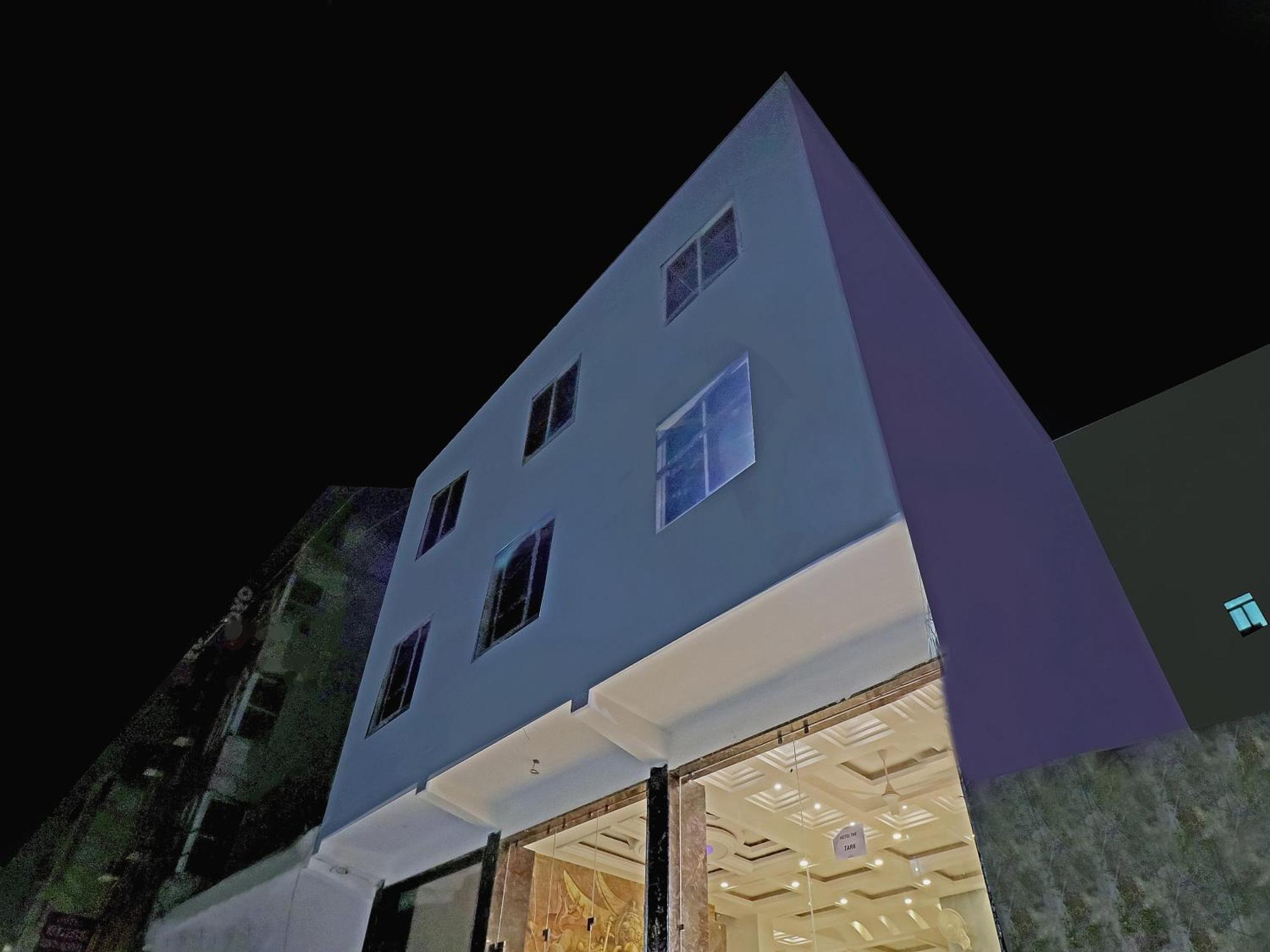 Townhouse Tark Inn Új-Delhi Kültér fotó
